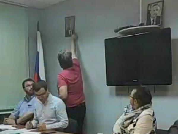 скриншот кадра из трансляции заседания Совета/<a href="https://t.me/tumanconspirolog">Занимательная конспирология</a>/Telegram